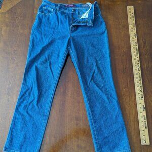 Gloria Vanderbilt Blue Jeans